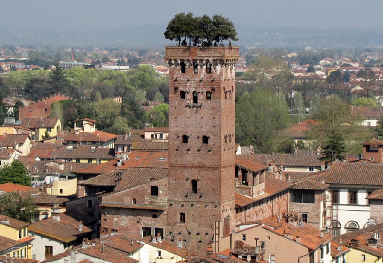 Apartamento Charme Con Parcheggio Lucca Exterior foto