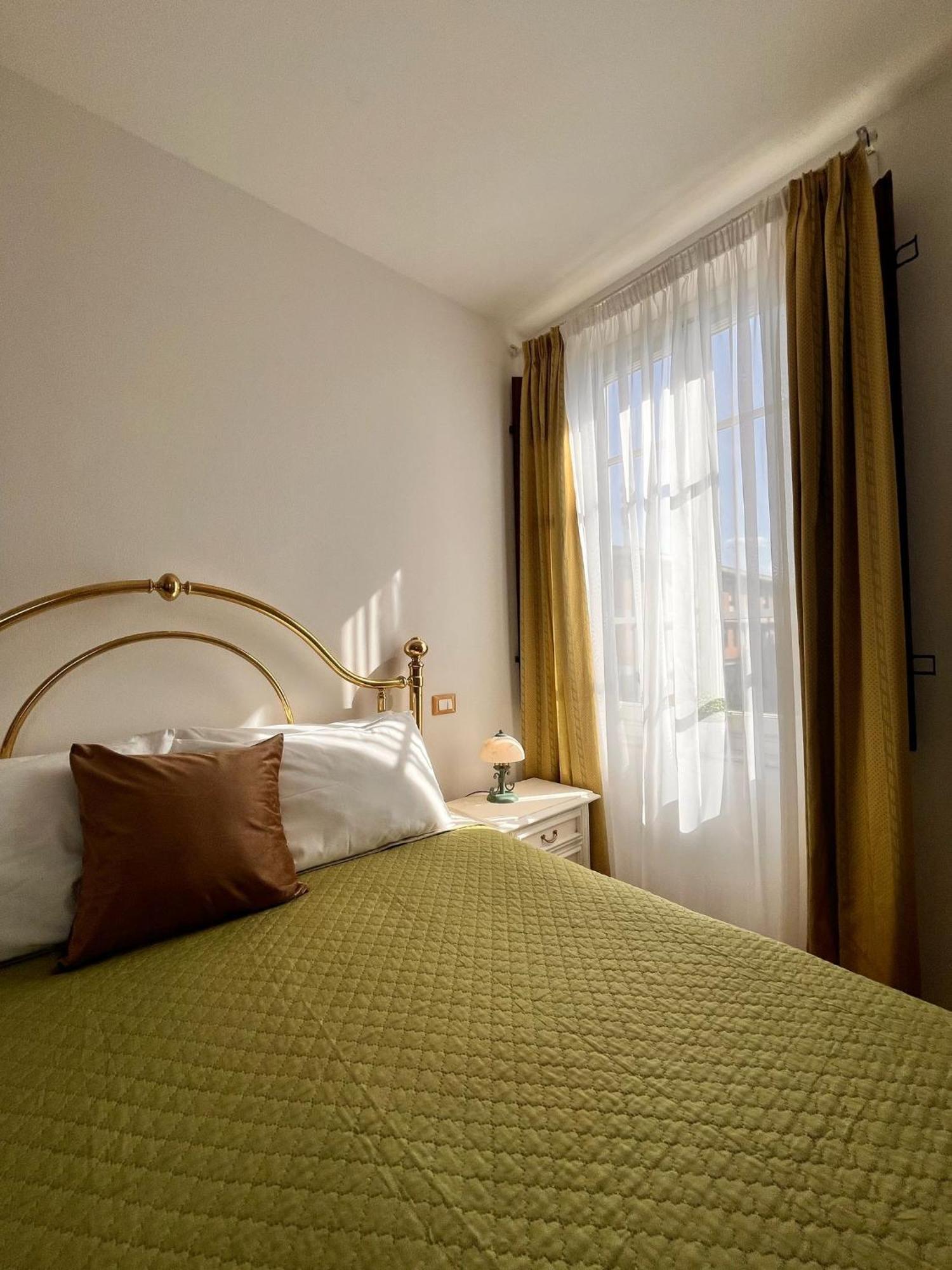 Apartamento Charme Con Parcheggio Lucca Exterior foto