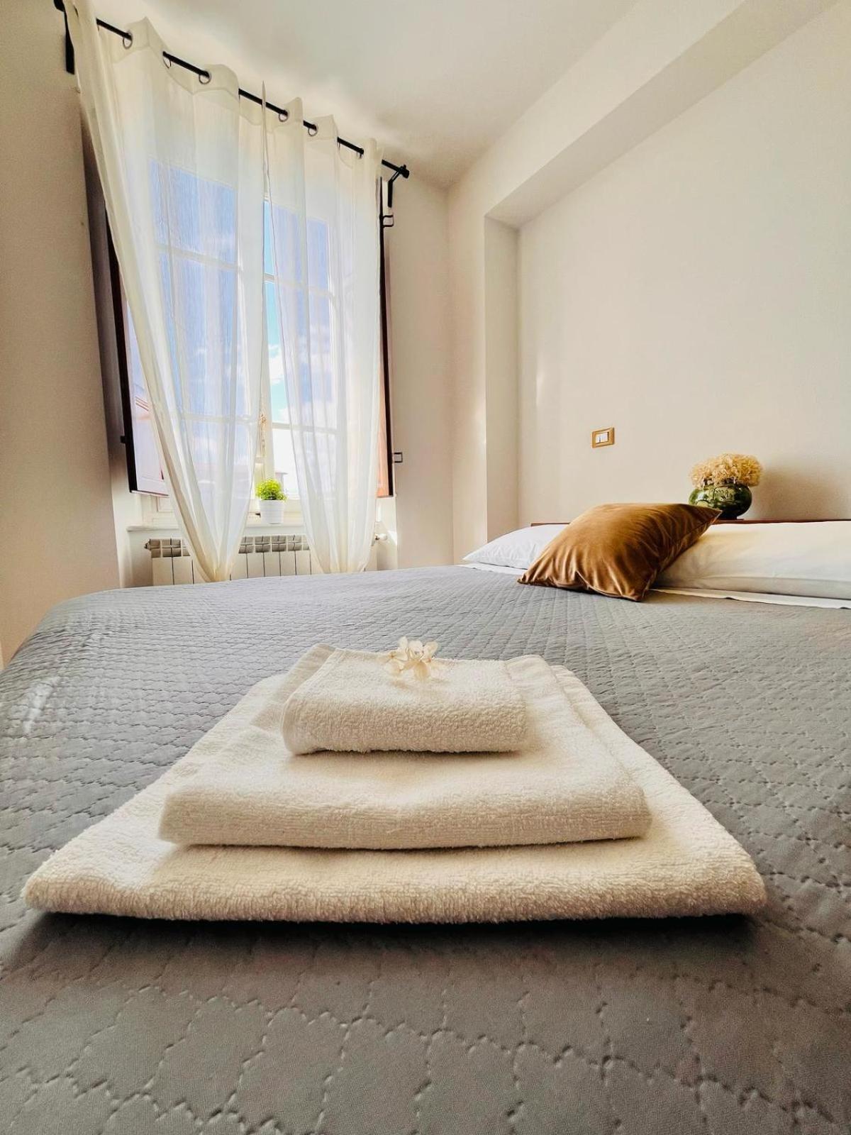 Apartamento Charme Con Parcheggio Lucca Exterior foto