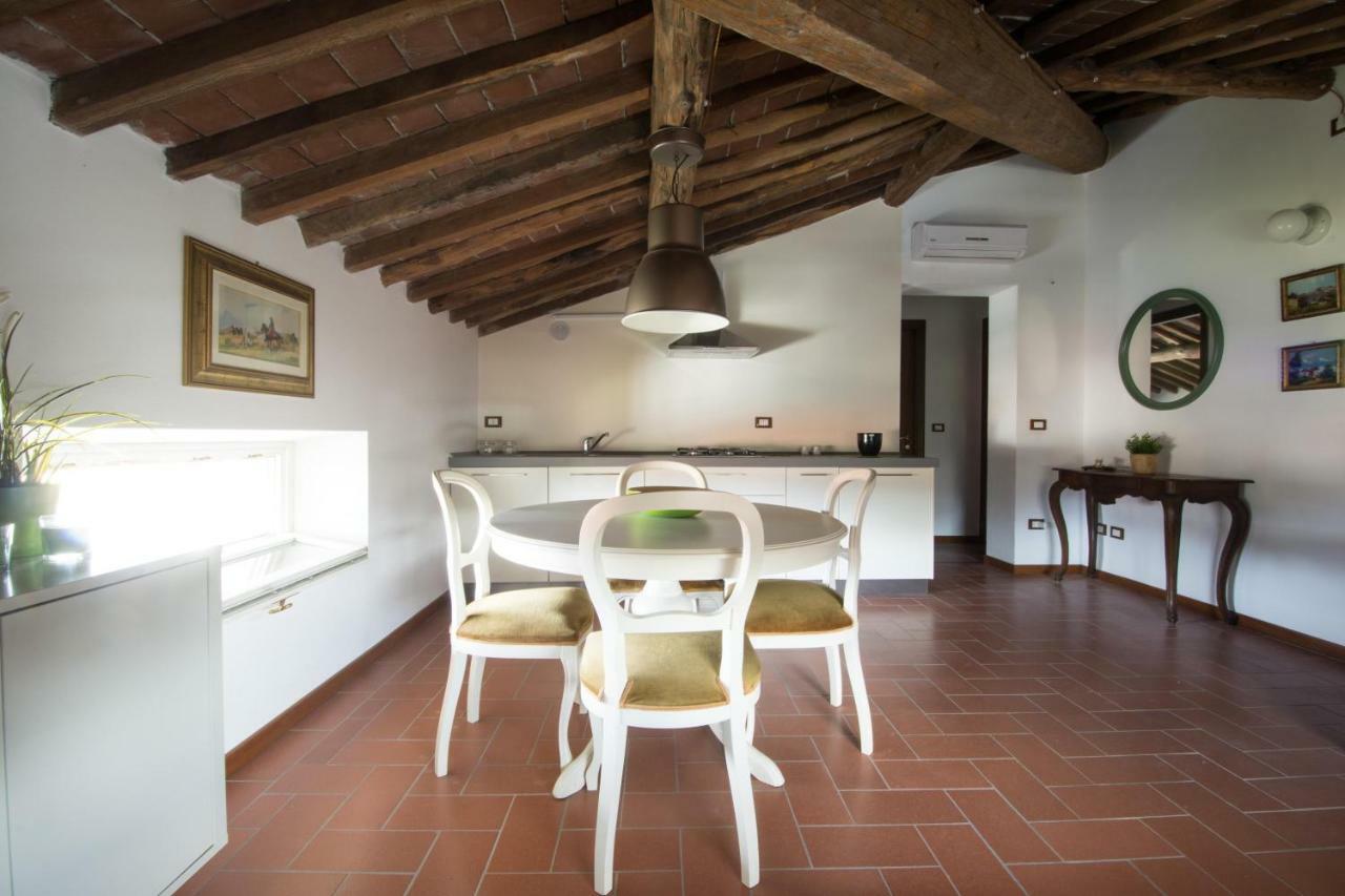 Apartamento Charme Con Parcheggio Lucca Exterior foto