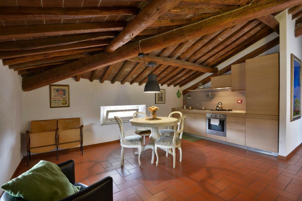 Apartamento Charme Con Parcheggio Lucca Exterior foto